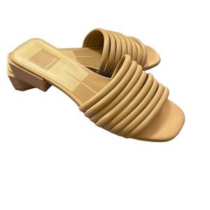 Dolce Vita Clear. Strap Sandals. Size 8. Tan.